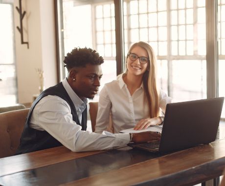 Témoignage de Laurent, qui s'est formé en Community management pour apprendre à utiliser les réseaux sociaux pour son activité. à Bordeaux